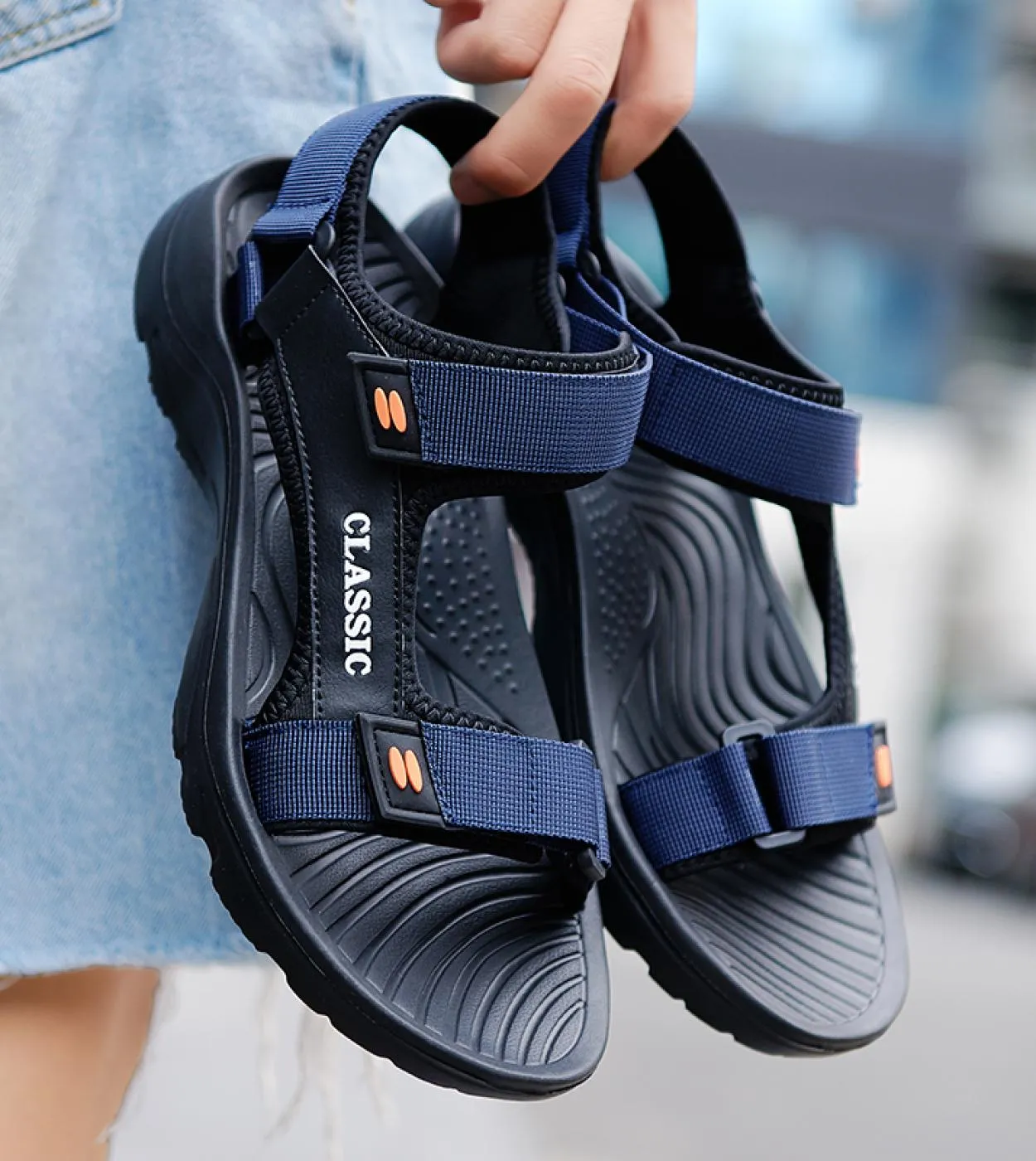 Fashion Outdoor Leggero Suola in Eva Traspirante Sandy Beach Sandali da uomo nuovi Scarpe da giardino Estate Zoccoli di alta qua