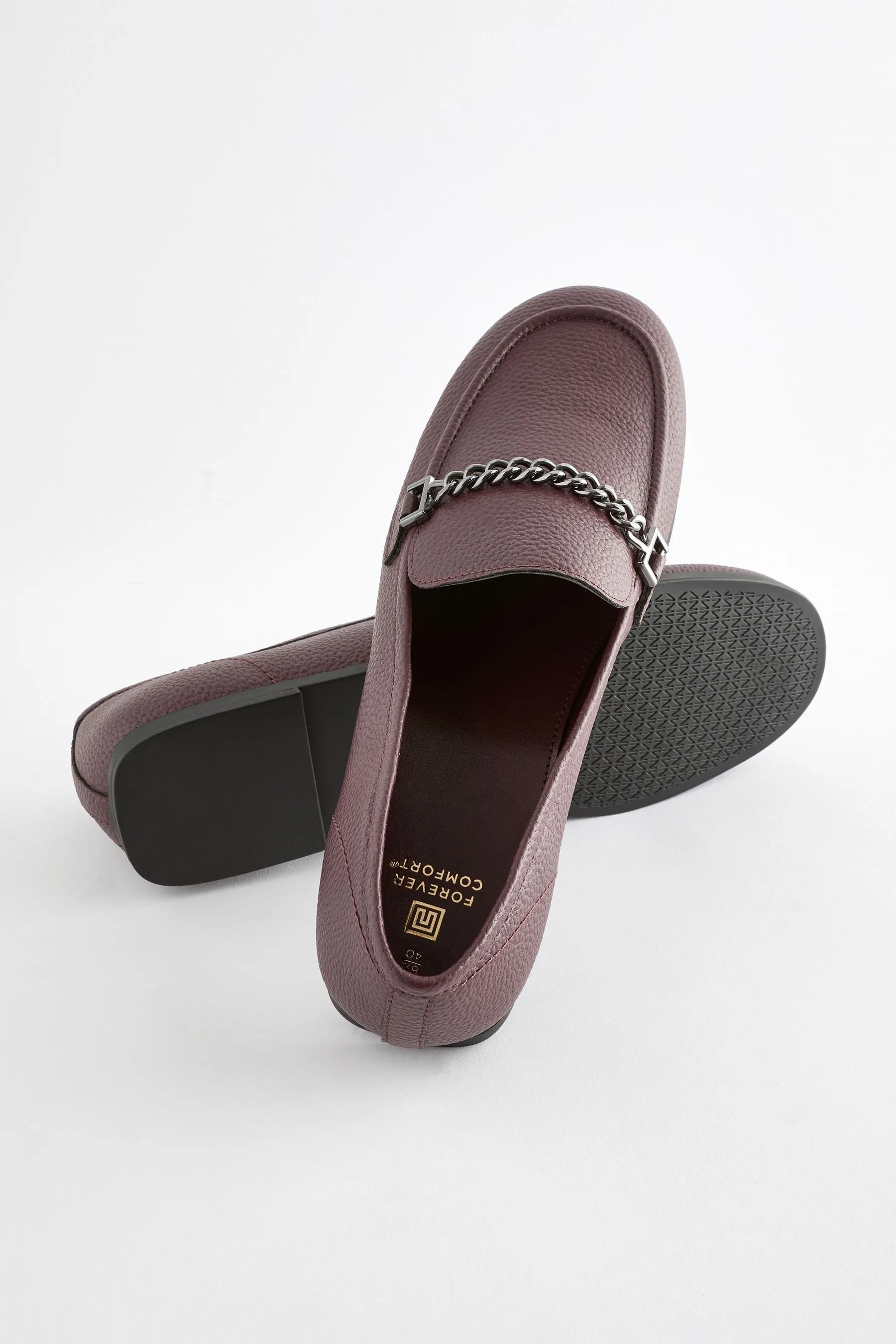 Forever Comfort - Mocassini slim con catena e punta rotonda